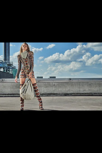 Look 17